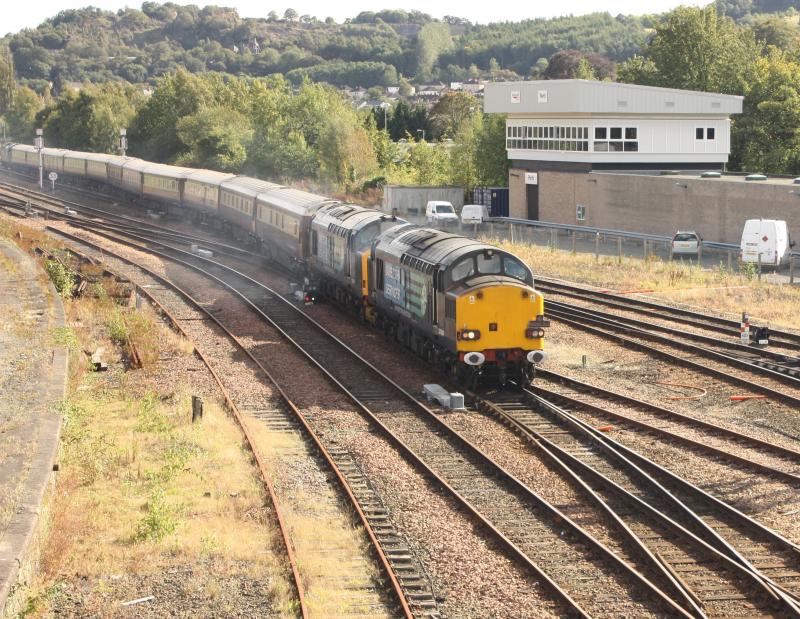 Photo of 37069 37423 on day 3 of the return aberdeen-aberdeen via perth northern belle