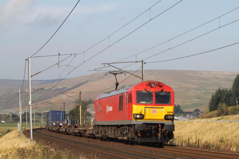 Photo of Southbound 92016 approaching Bodsberry Crossing