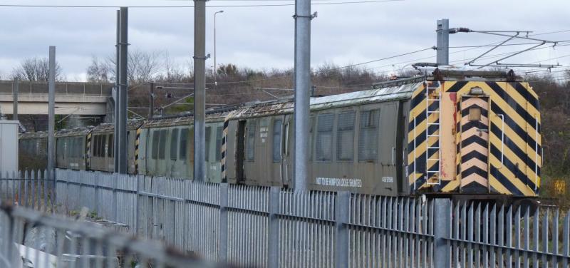 Photo of Derelict OHLE train at Joppa