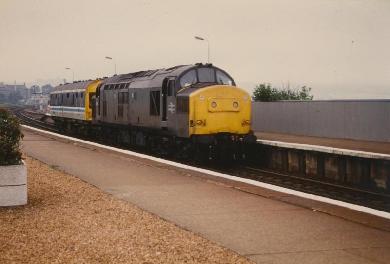 Photo of 37 240 at Montrose