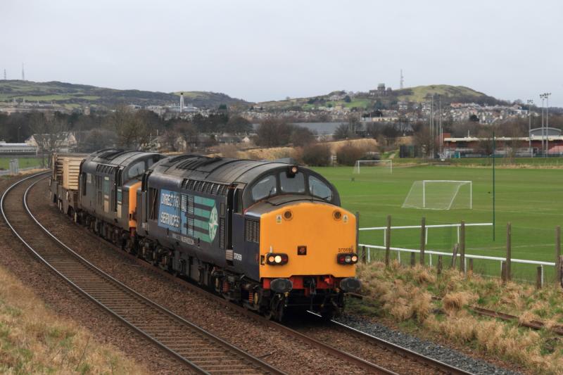 Photo of 6S43 at Peffermill