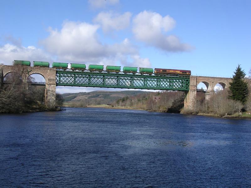 Photo of 66113 crossing Oykel Viaduct #2