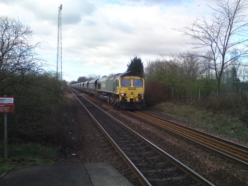 Photo of Freightliner 66512