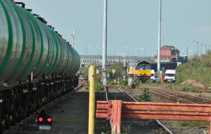 Photo of 66847 6Z46 Linkswood tanks Dundee Yard R/R