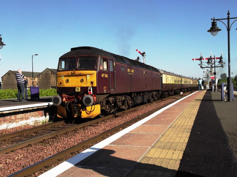 Photo of 47760 at Stirling