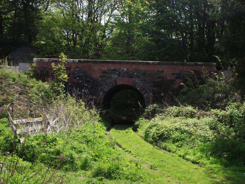 Photo of Bonnie wee bridge between Inverness and Allanfearn.