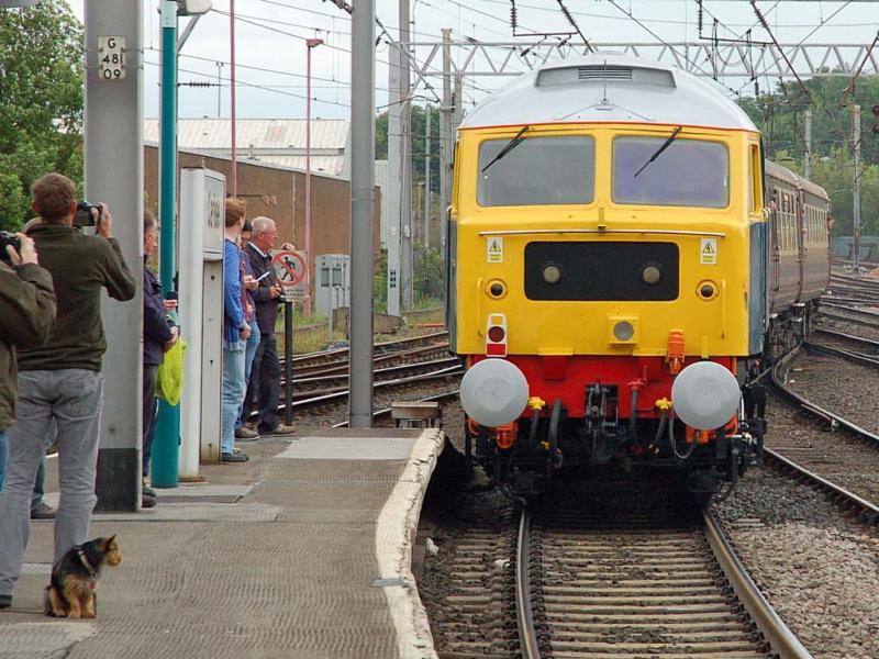 Photo of 47580 'County of Essex' leaves Carlisle 2 June 2012