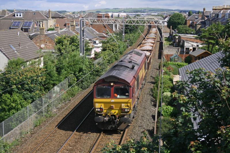 Photo of 66183 on 6K04 at Prestwick