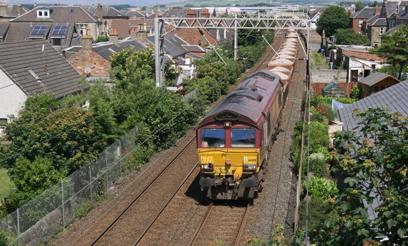 Photo of 66081 on 6K05 at Prestwick