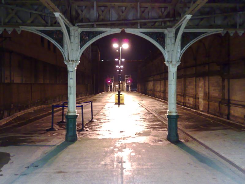 Photo of waverley suburban platforms