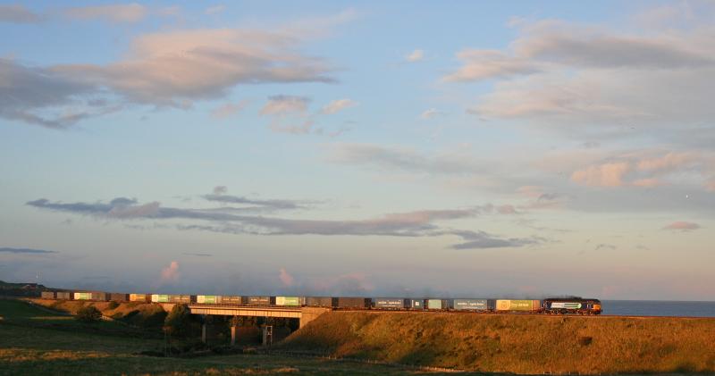 Photo of 57011 4N83 140910 Muchalls Viaduct