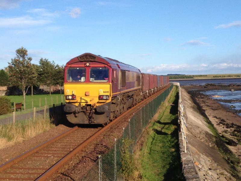 Photo of 66140 6G26 Earlseat to Hunterston LL passes Culross