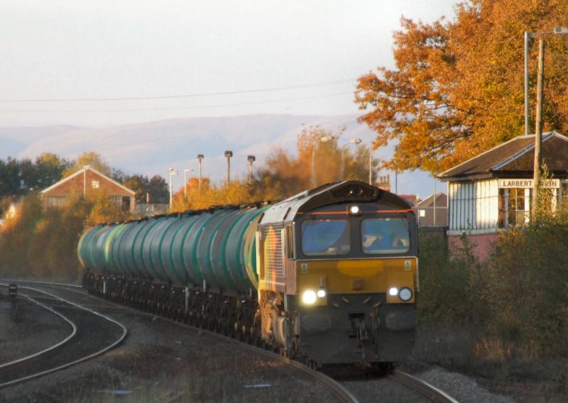 Photo of 66847 passes Larbert North with 6N72 Linkswood - Grangemouth