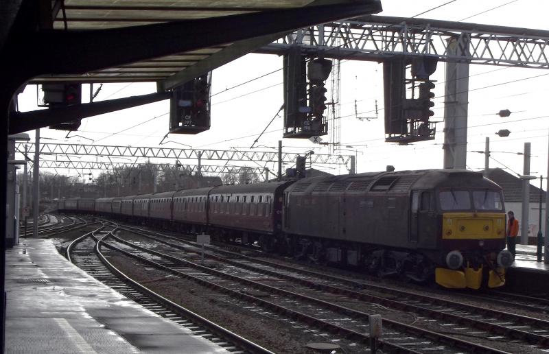 Photo of 47854 at Carlisle