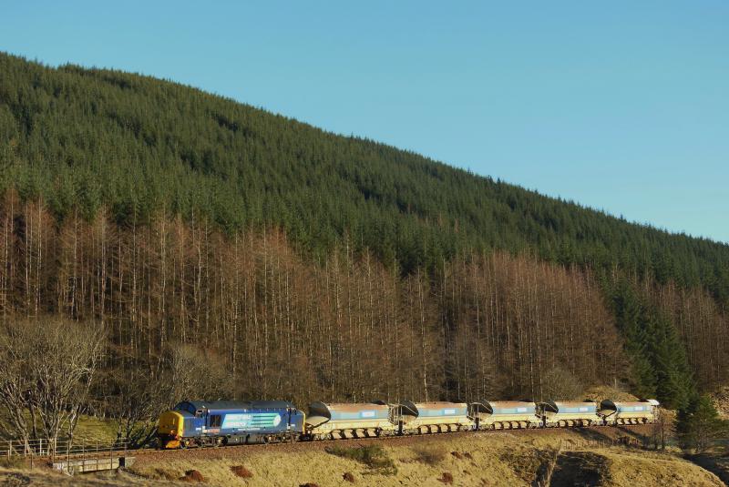 Photo of 37419 6K60 County March 25/02/13