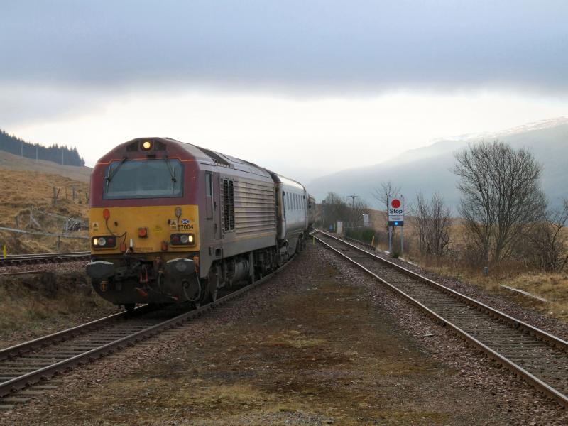 Photo of 67004 arrives at Bridge of Orchy with 1Y11 for Fort William.