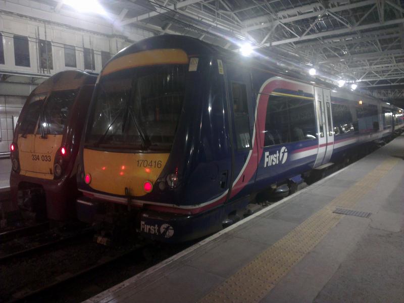 Photo of 334 033 SPT and 170 416 First ScotRail at waverley