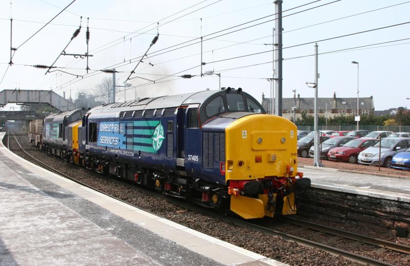 Photo of 37405 & 37402 Flasks