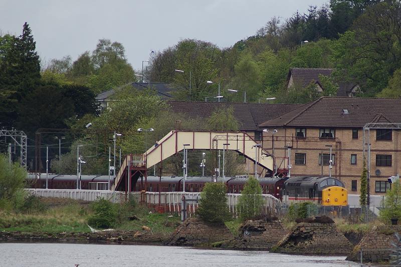 Photo of 37518 in 'Ian Riley Intercity' Livery