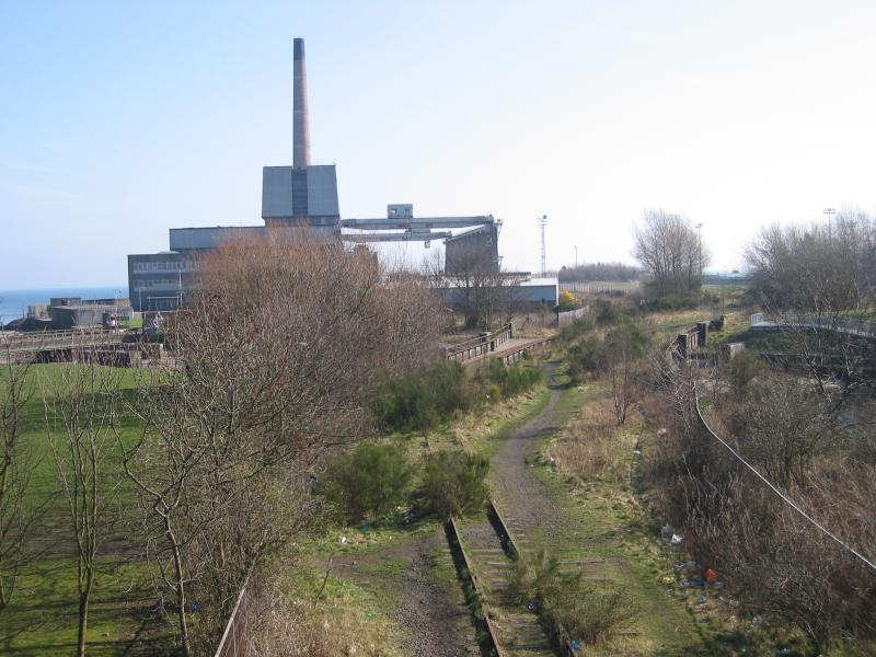 Photo of Approaching Leven,Fife-2009-2