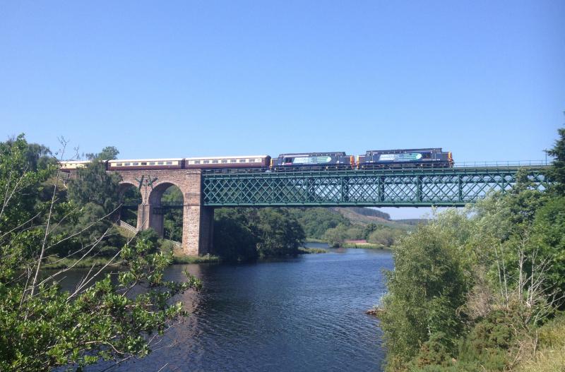 Photo of 37423 37409 20/07/13 Northern Belle Invershin