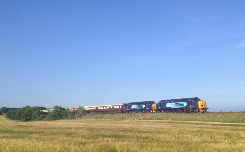 Photo of 37425 37423 20/07/13 Northern Belle Evanton