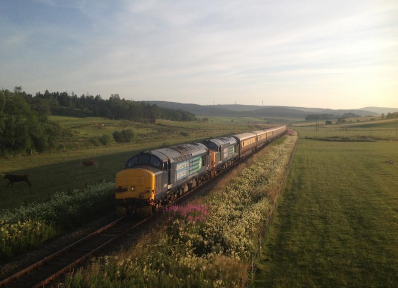 Photo of 37425 37423 20/07/13 Northern Belle Keith