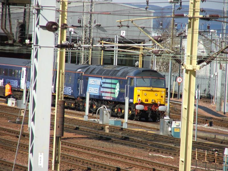 Photo of 47802 Waits for 47501