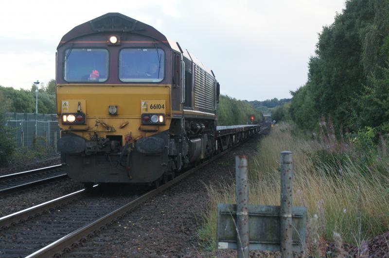 Photo of 66104 on 6K10 sits at Polmaise Crossing