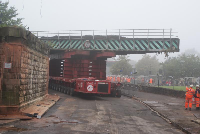 Photo of The old Causewayhead bridge deck being moved