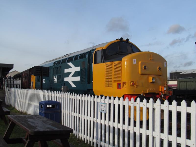 Photo of 37401 in Bo'ness