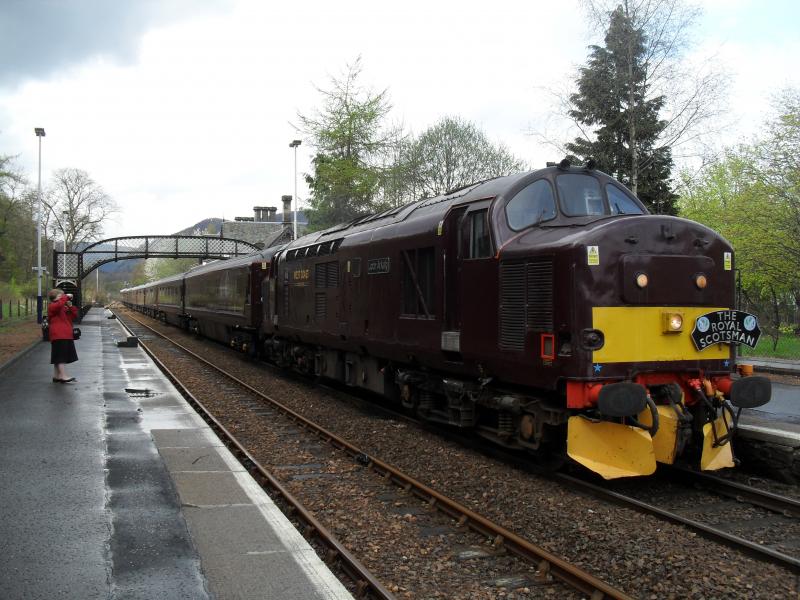 Photo of Royal Scotsman at Dunkeld