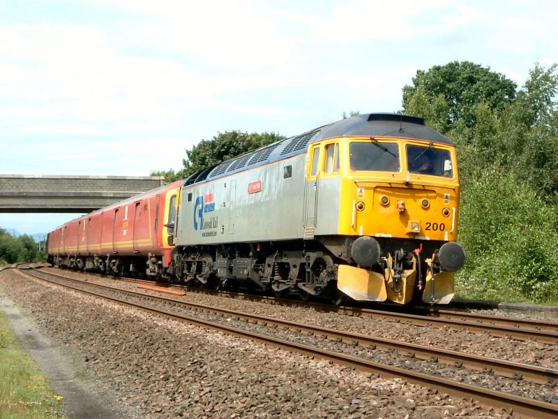 Photo of 47200 and 1Z96 aberdeen - Shieldmuir at Plean