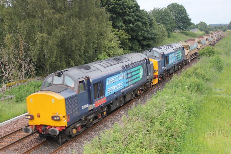 Photo of 37610 & 259 through Luncarty with 6K41 for Millerhill