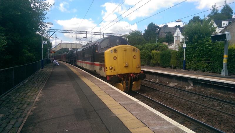 Photo of 37518 with 45231 at Westerton