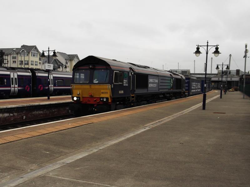 Photo of 66305 on 4A13 Grangemouth to Aberdeen