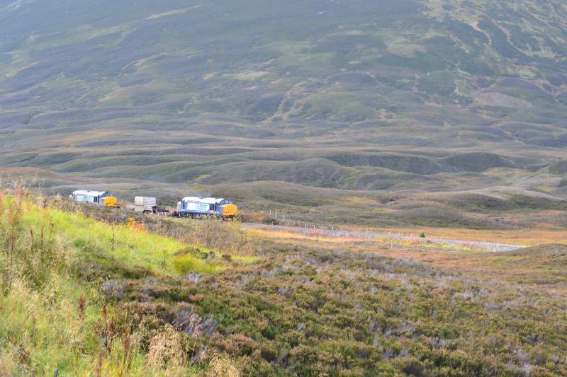 Photo of Class 37s at Druimuachdar Pass