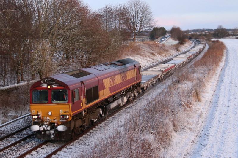 Photo of 66105_Empty pipe train_Luncarty