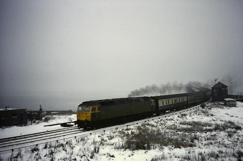 Photo of Class 47 at Wormit