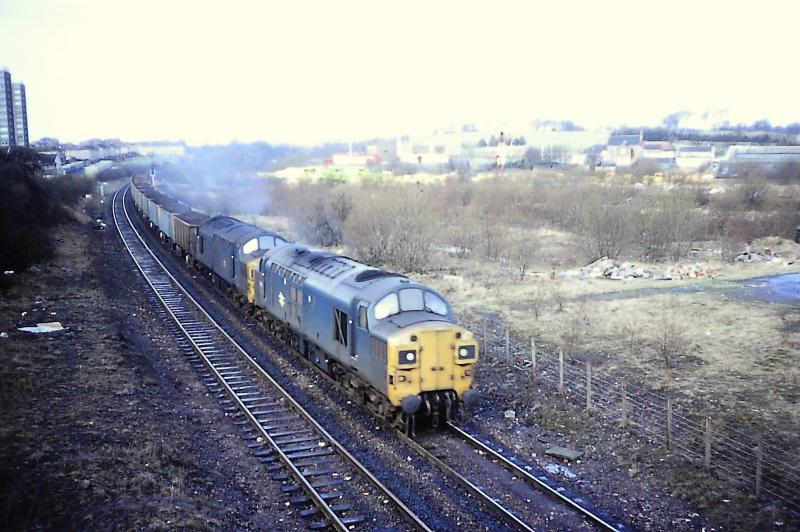 Photo of Pair of 37s at Langloan