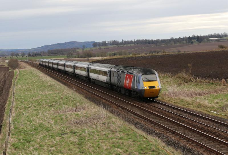 Photo of  43208 leading Highland Chieftain