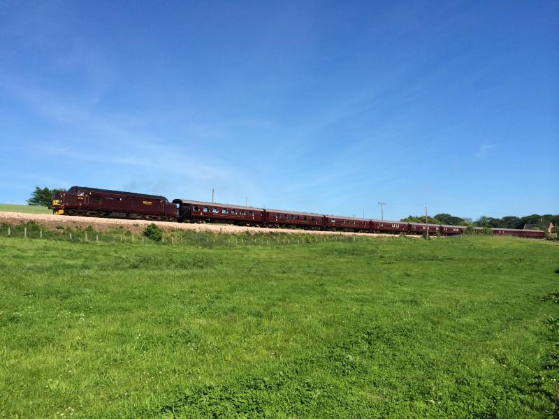 Photo of 37516 1H79 Royal Scotsman Arbroath