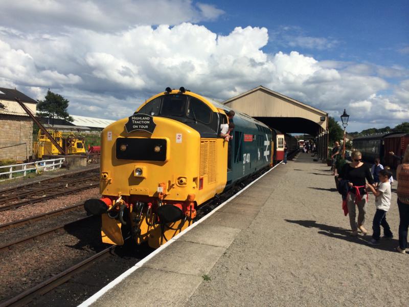 Photo of 37401 Bo'ness July 2014