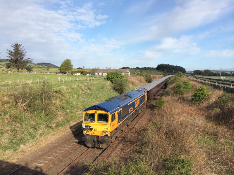 Photo of 66735 Royal Scotsman Leuchars 080515