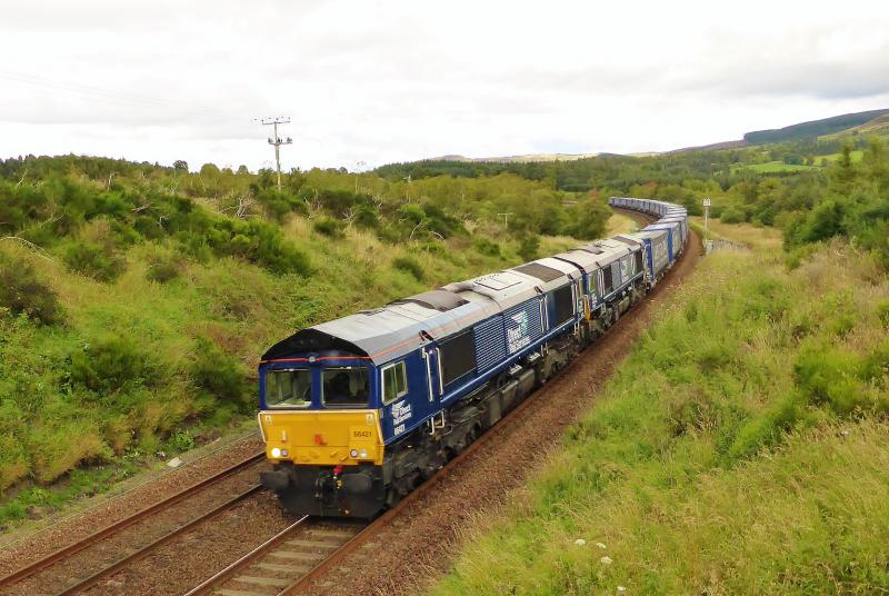 Photo of 66421 and 66426 at Bardrill Road with 4D47 on 21-9-15