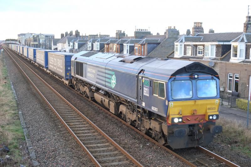 Photo of 66303 at Carnoustie