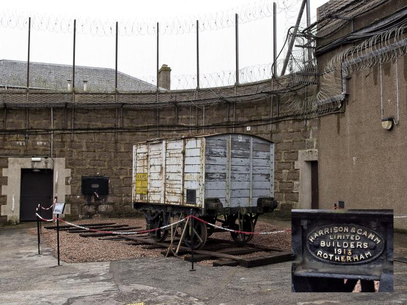 Photo of EX ADMIRALTY WAGON PETERHEAD PRISON MUSEUM 14.6.16.JPG