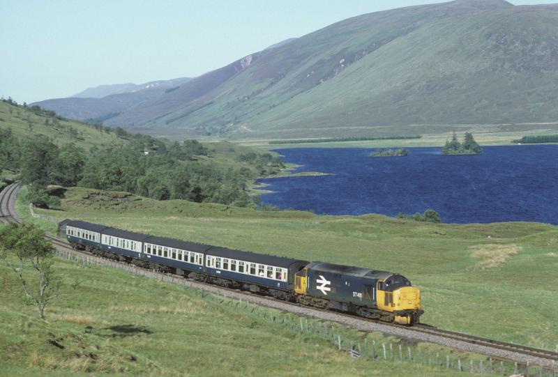 Photo of 37 416 on the Kyle Line