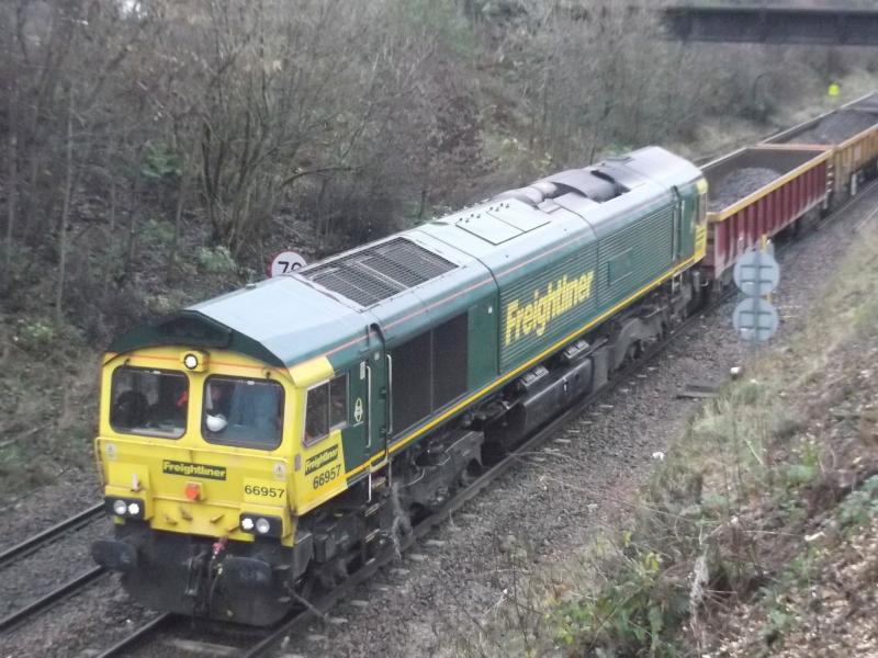 Photo of 66957 on 6K43