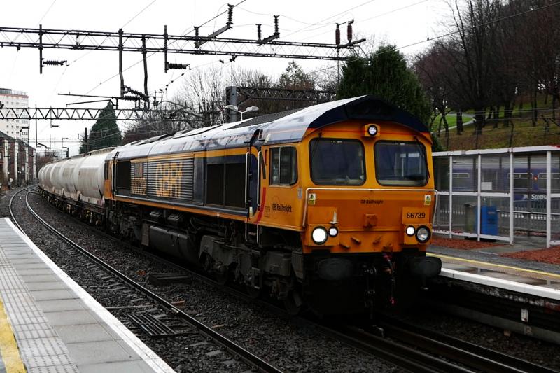 Photo of 66739 at Dalmuir